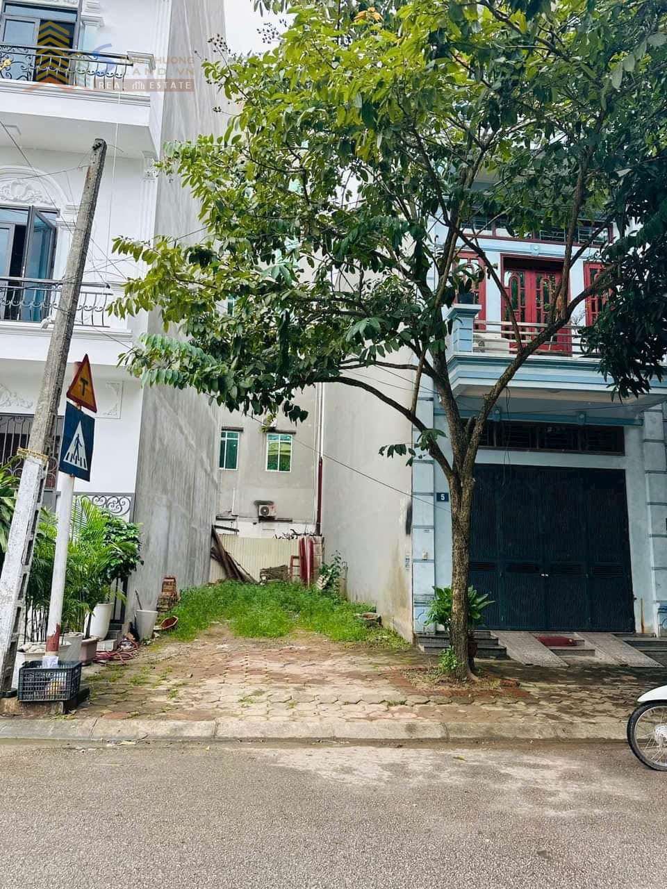 bán đất bìa đỏ mặt đường nguyên hồng thành phố bắc giang