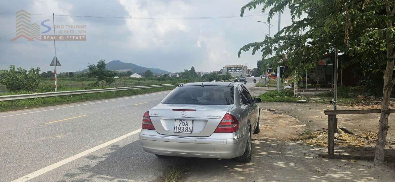 Bán đất bìa đỏ mặt đường tỉnh lộ 298 đoạn cầu sim việt Yên