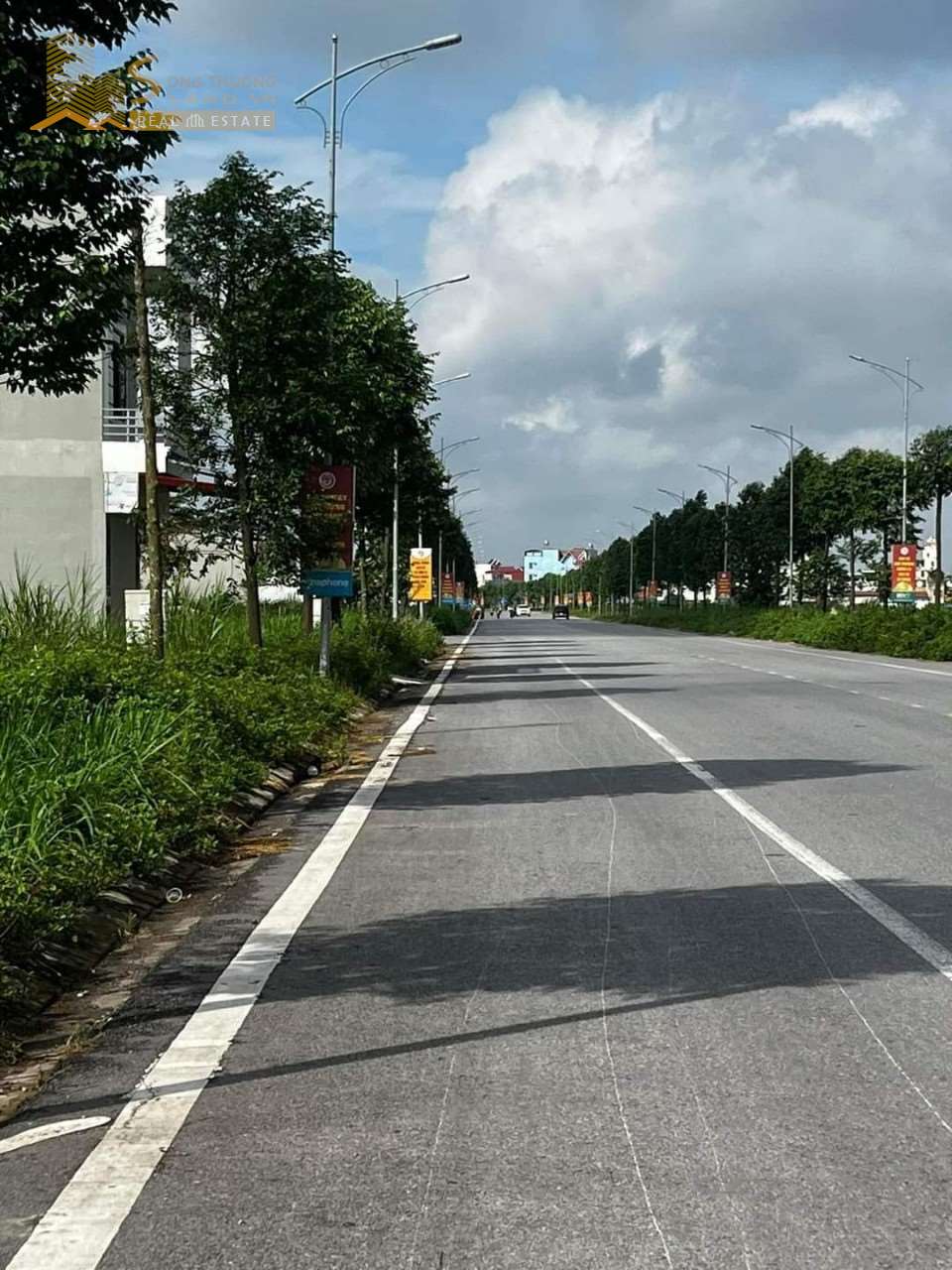 bán đất bìa đỏ  đường lớn khu đấu giá DỤC quang mặt đường nguyễn Thế Nho